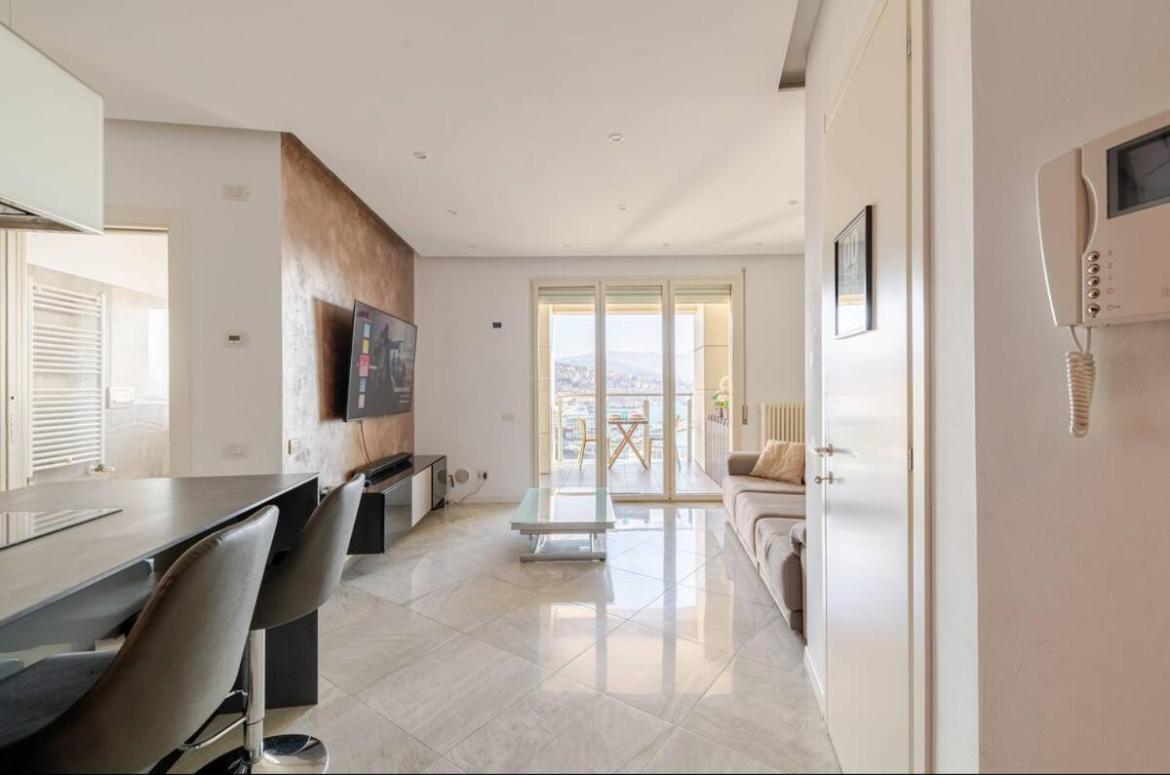 5 Stars Apart Sea View Janov Exteriér fotografie